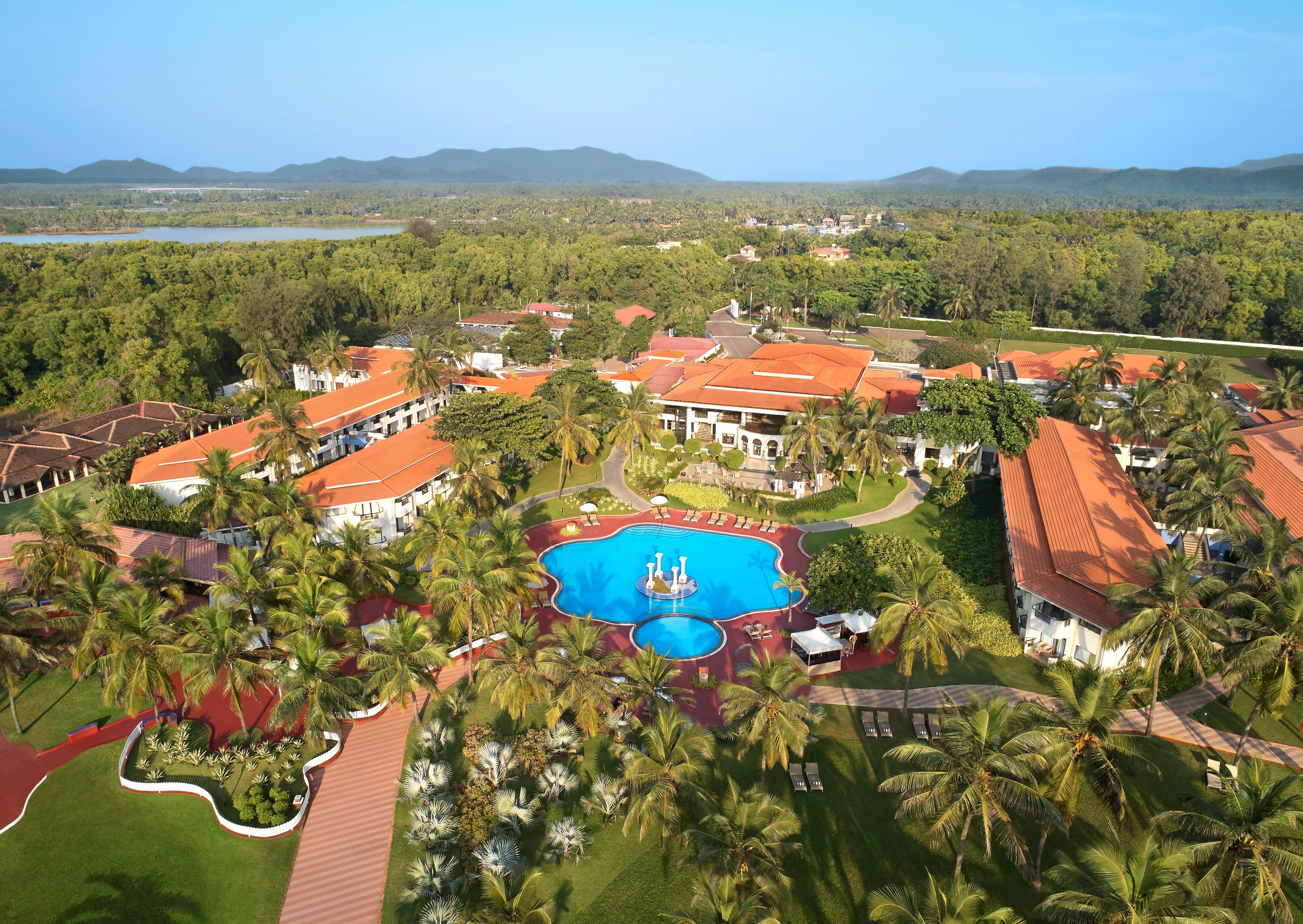 Holiday Inn Resort Goa, An Ihg Hotel Cavelossim Exterior photo